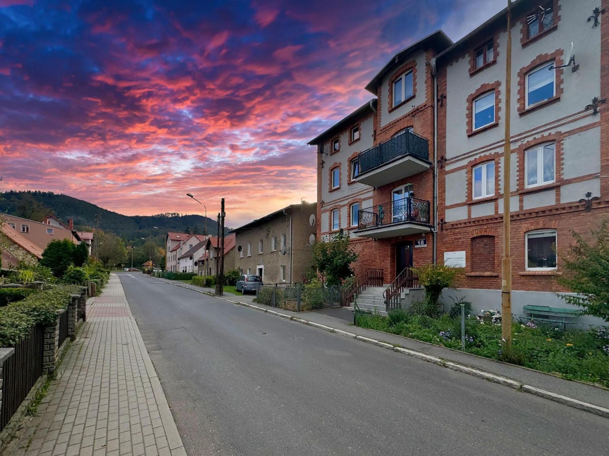 Apartament Góry Sowie Jedlina-Zdroj Zewnętrze zdjęcie